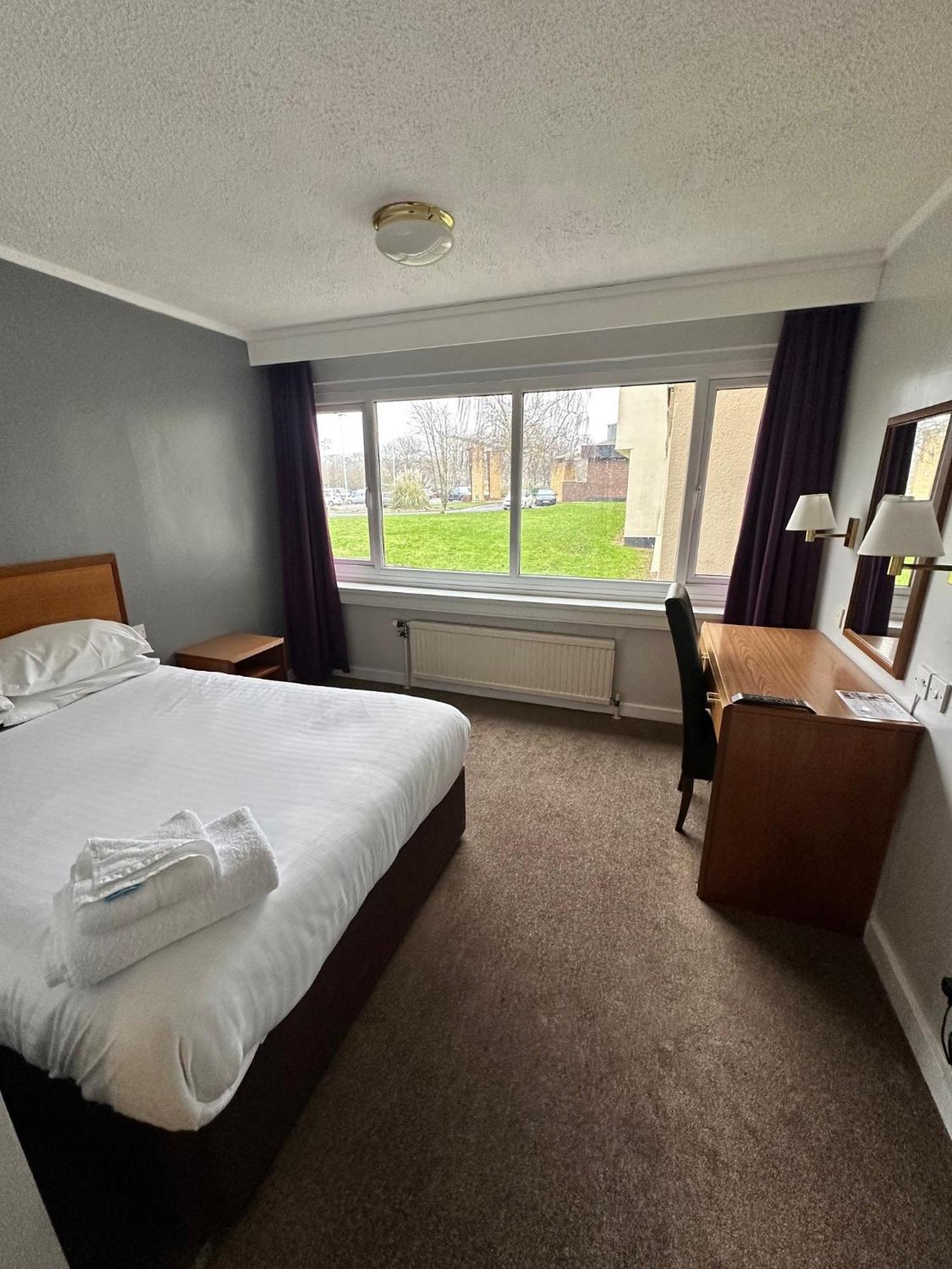 Sporting Lodge Inn مدليسبره المظهر الخارجي الصورة