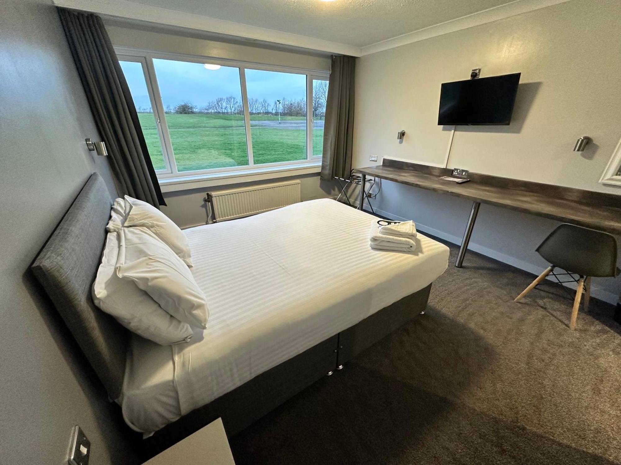 Sporting Lodge Inn مدليسبره المظهر الخارجي الصورة